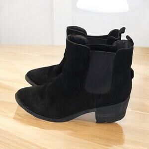 TATA Italian Black suede boots Booties Women’s Size 8.5